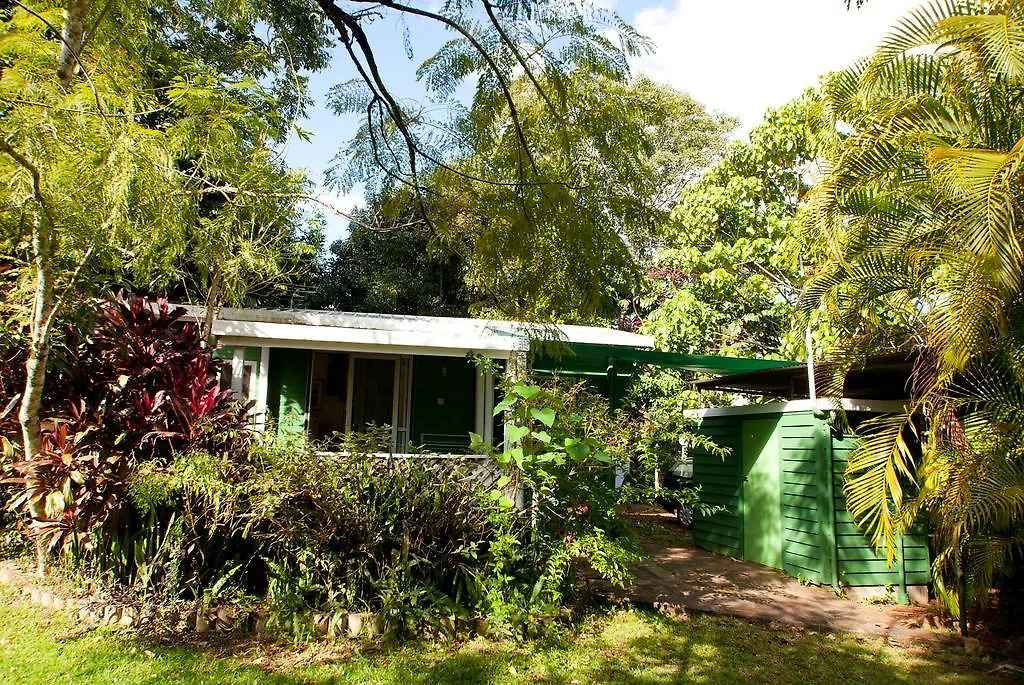 Lake Eacham Tourist Park & Cabins 2*, Lake Eacham Australia